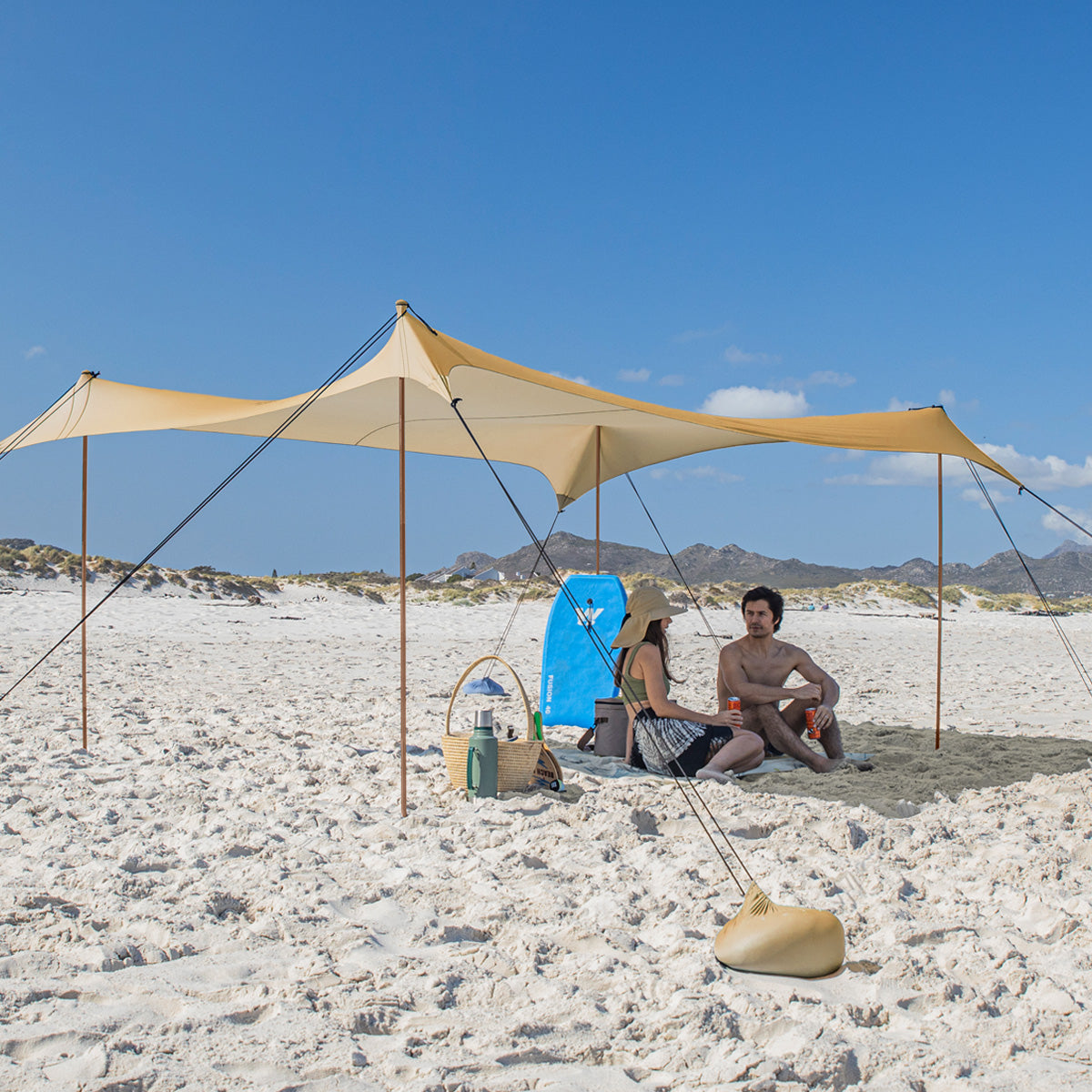 Naturehike 4 Poles Canopy Tarp Beach Tent Awning Large Shading Area UPF50+ Anti UV Sunshade Waterproof Shelter Sandbag Outdoor Camping Nature Hike