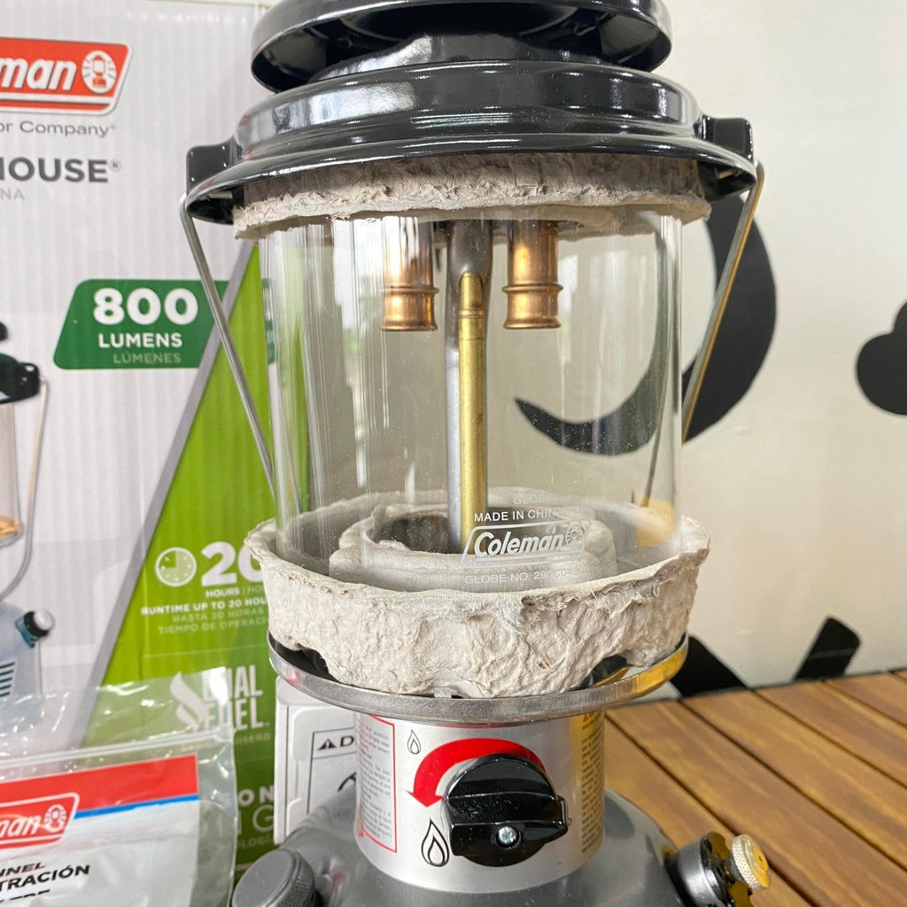 Coleman Powerhouse Dual Fuel Lantern Lamp Model 295 Outdoor Camping Gas Unleaded 2 Mantle up to 800 Lumens