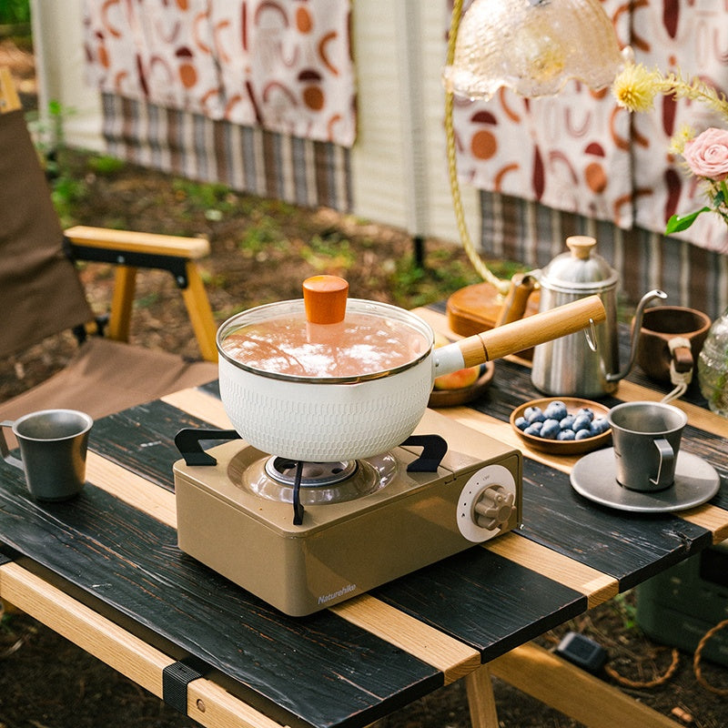 Naturehike Mini Cassette Butane Gas Stove with Carry Case for Standard Nozzle Type Canister Fuel 2kw Firepower Outdoor Portable Camping Burner