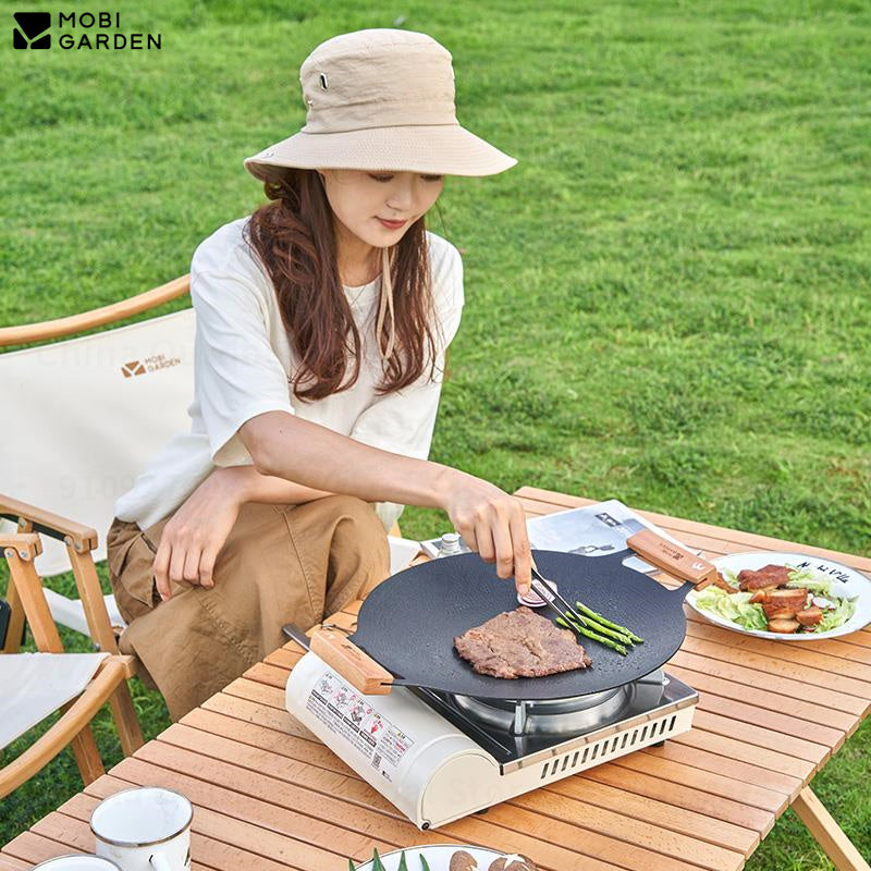 Mobi Garden x IWATANI BANQUET 2.8 Butane Cassette Stove Standard Canister Fuel Gas Burner 2.8KW High Firepower Portable Outdoor Camping Integrated Windshield Heavy Duty Japan Technology Mobigarden Jiyan